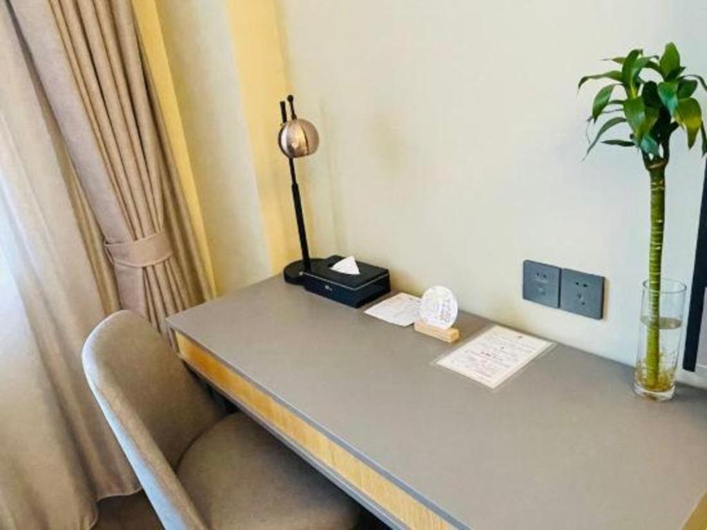 Home Inn Kunming Baita Road Куньмин Экстерьер фото