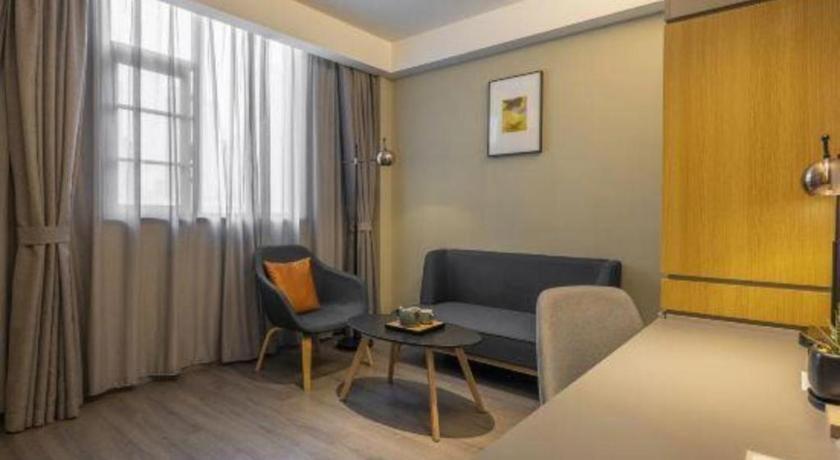 Home Inn Kunming Baita Road Куньмин Экстерьер фото